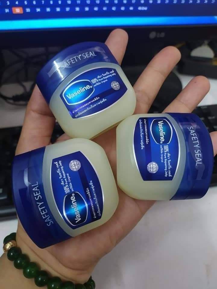 Sáp Dưỡng Da VASELINE Thái Lan