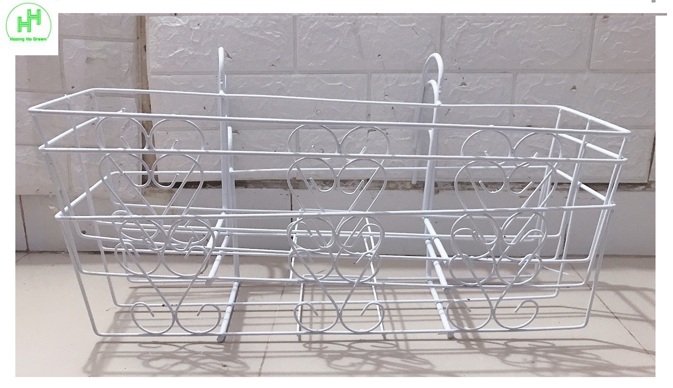 3 giỏ sắt treo chậu hoa ban công hình chữ nhật kt 56x18x15cm - màu trắng