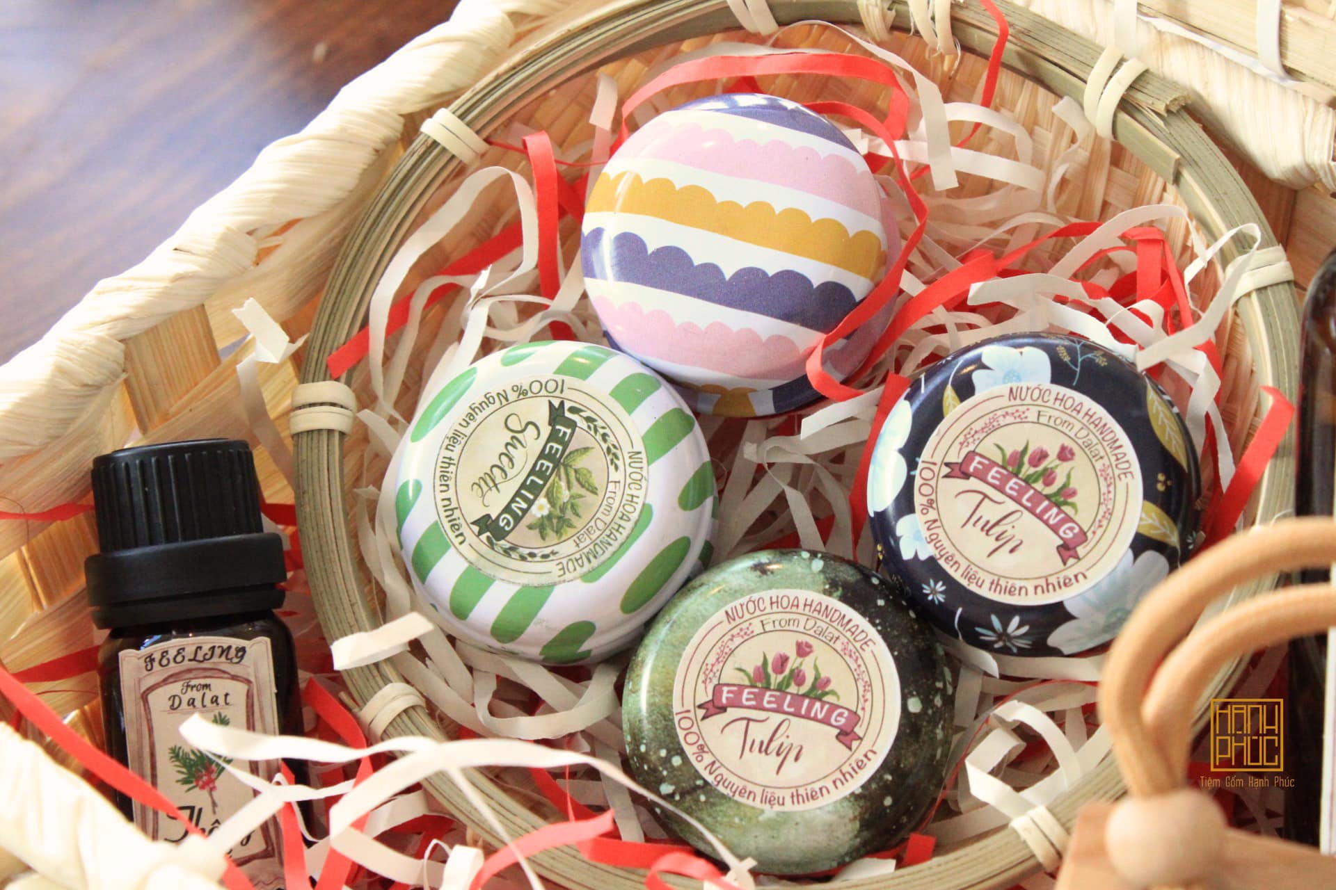 Nước hoa khô handmade từ thiên nhiên