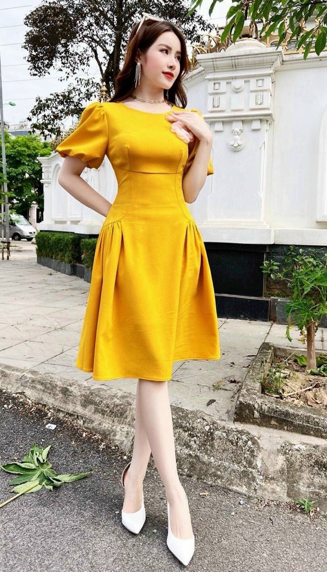 Freeshipmax đầm xòe vàng tay phồng phối hoa