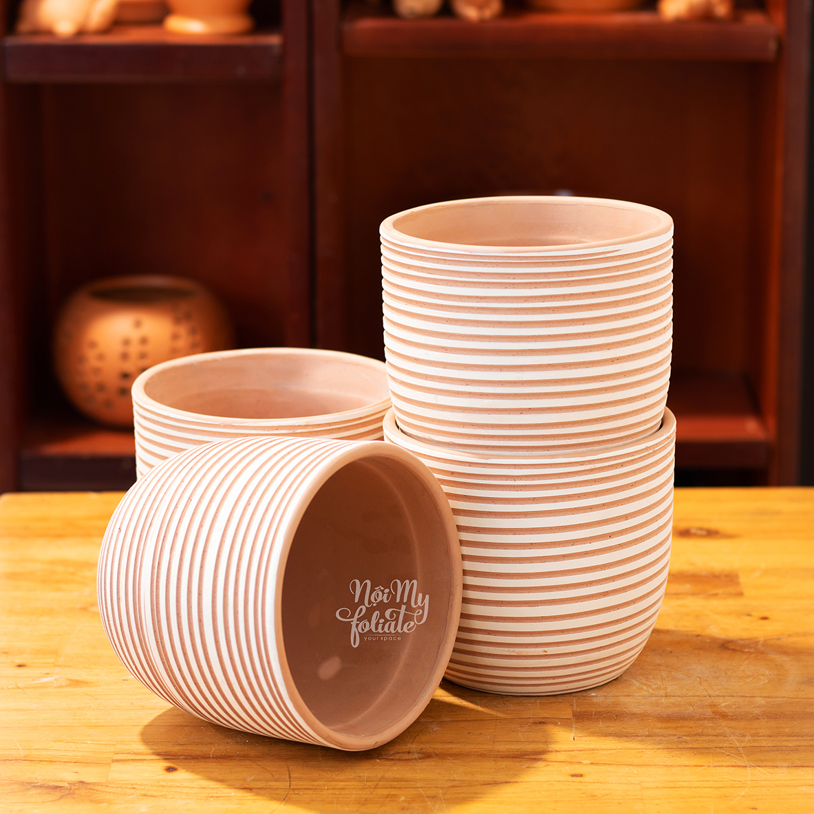 Chậu trồng cây đất nung hình trứng nhỏ - Size 14x14cm