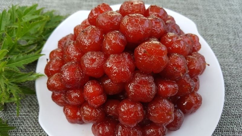 Gói 250g Mứt chùm ruột đỏ trưng mâm bánh ngày tết