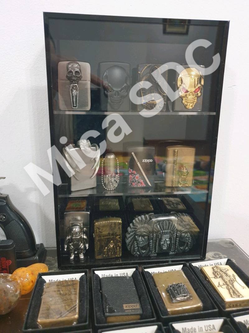 Kệ trưng bày hộp quẹt Zippo - Kệ Mica 3 tầng trưng bày