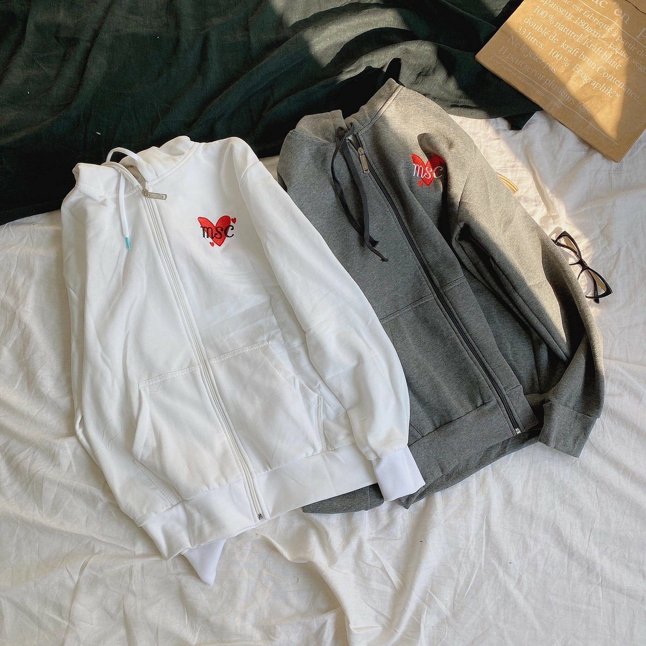 Áo khoác chất nỉ hoodie nữ trái tim chữ thời trang tp606