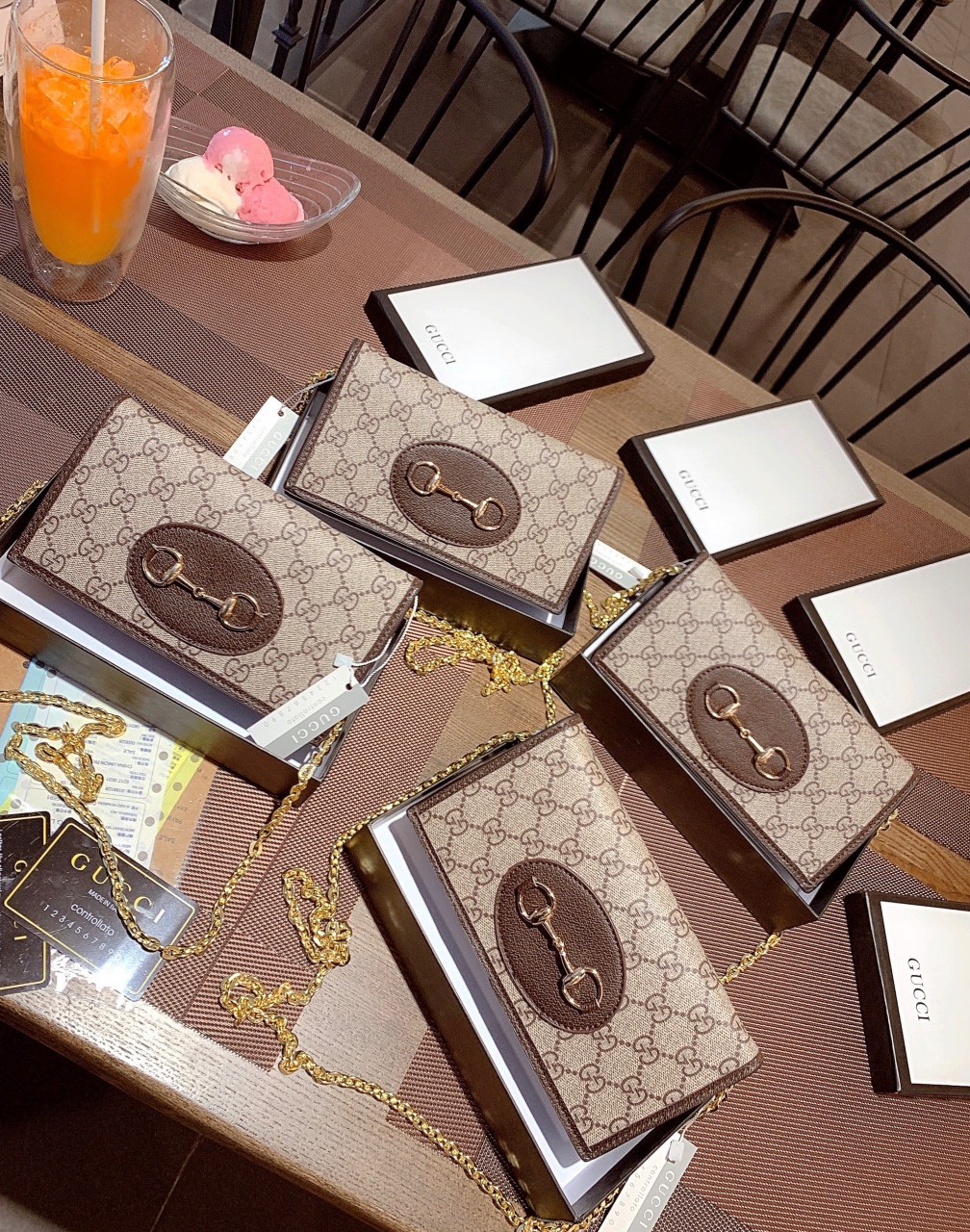Túi Gucci họa tiết