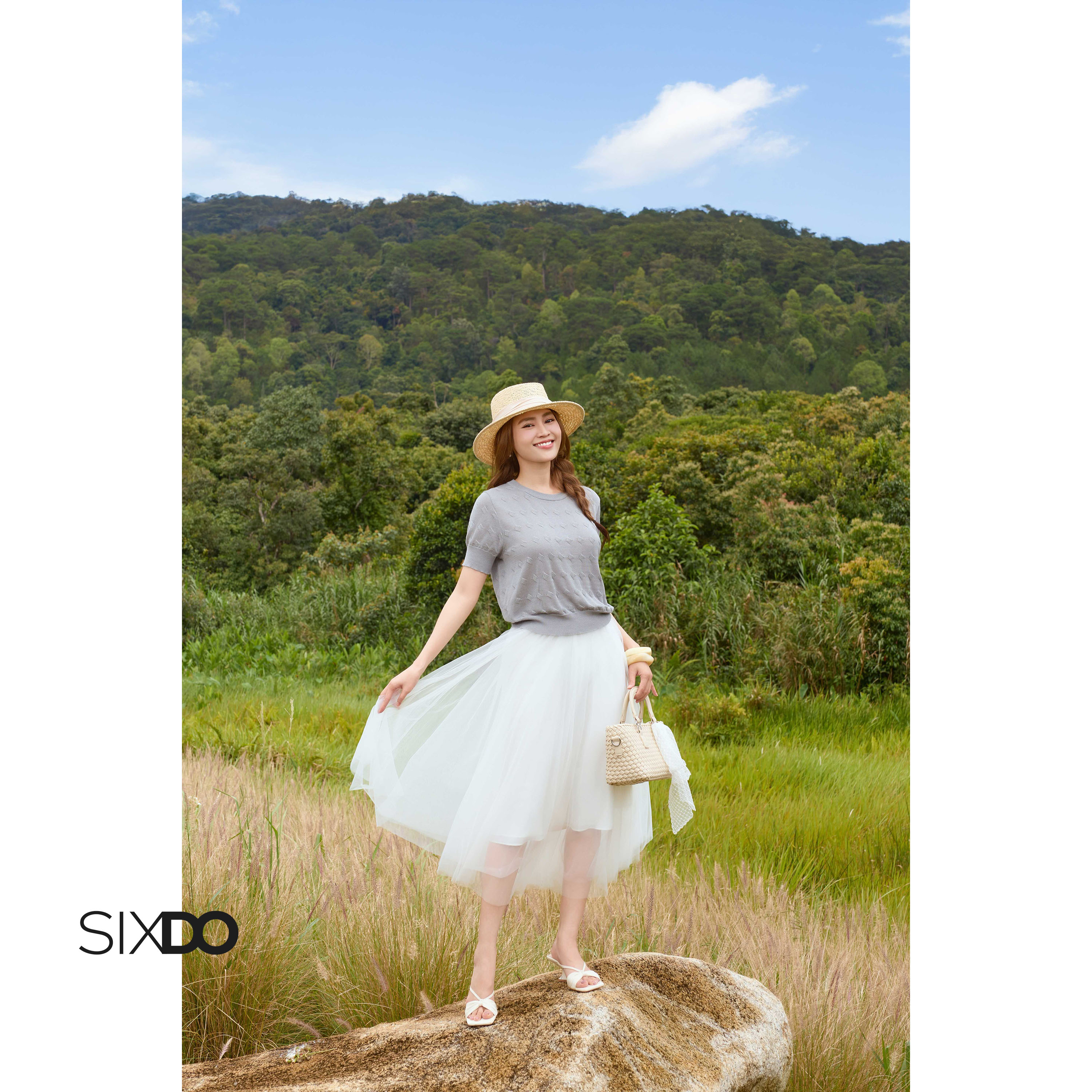  Chân váy lưới trắng dáng xòe SIXDO  White Mesh Flared Skirt  