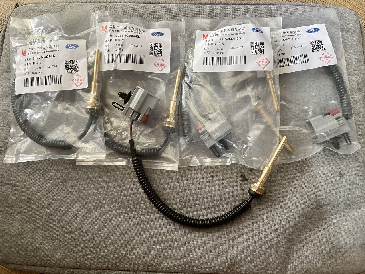 Cảm biến nhiệt độ báo nước ford transit jmc