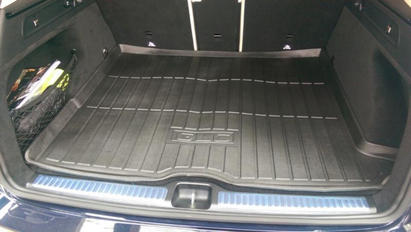 Lót cốp nhựa Mercedes-Benz GLC