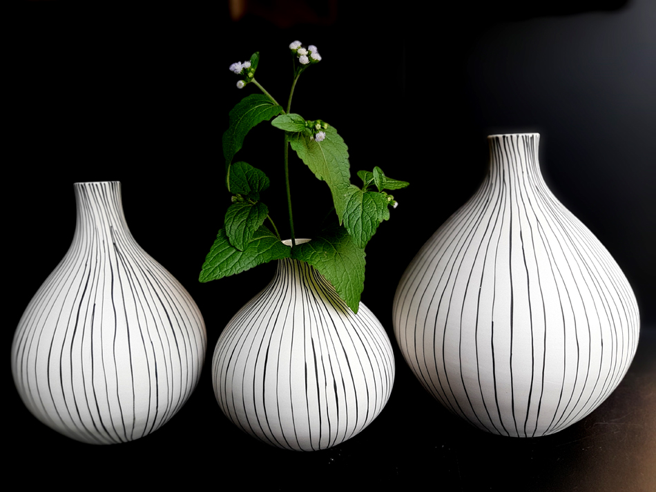 DECOR VASES SET/ BỘ BÌNH GỐM KẺ SỌC, TRANG TRÍ NHÀ CỬA, SẢN XUẤT TẠI XƯỞNG GỐM SỨ AUTHENTIC BAT TRANG