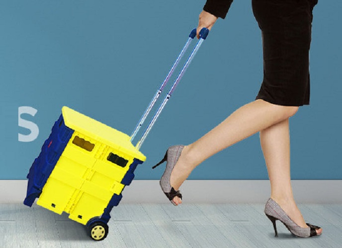 Thùng đựng đồ gấp gọn có tay kéo và bánh xe tiện lợi 65l dễ dàng di chuyển