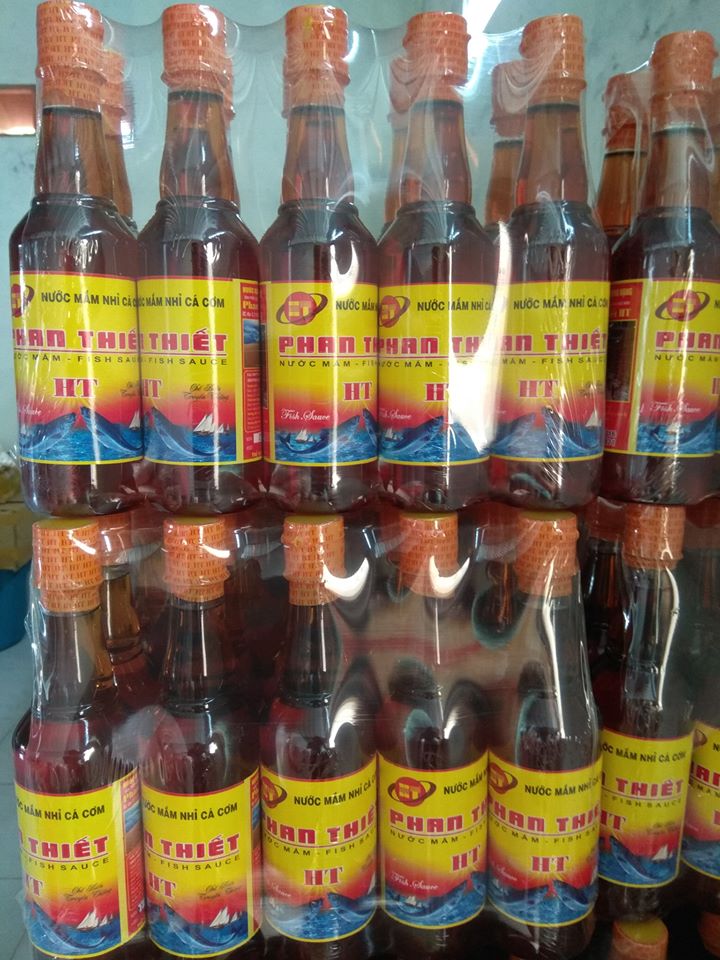 Combo 4 chai nước mắm nhỉ cá cơm Phan Thiết  thương hiệu HT 500ml