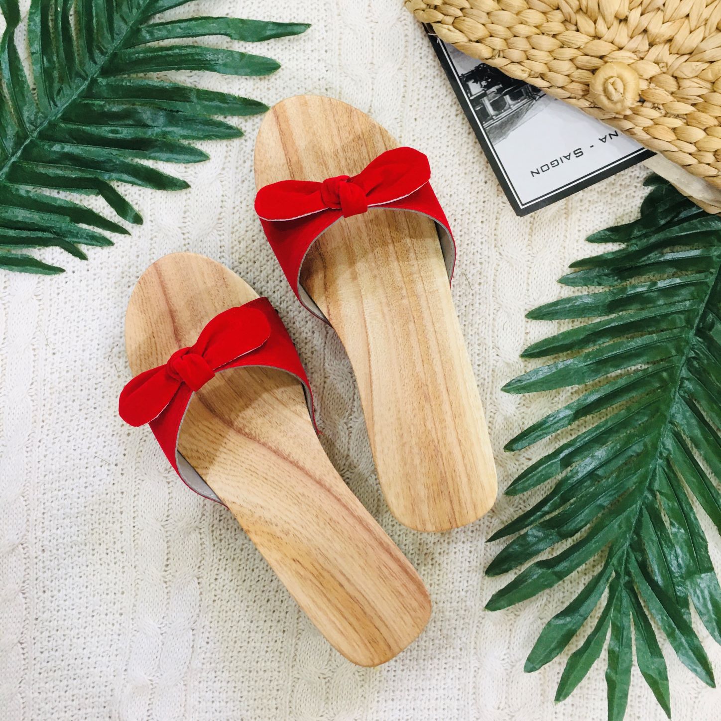 GUỐC GỖ GUỐC MỘC QUAI NƠ ĐỎ CAO 5CM