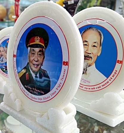 Combo 2 Ảnh ( tượng , dĩa đá ) Bác Hồ - Bác Giáp ( 20cm loại 1 ).