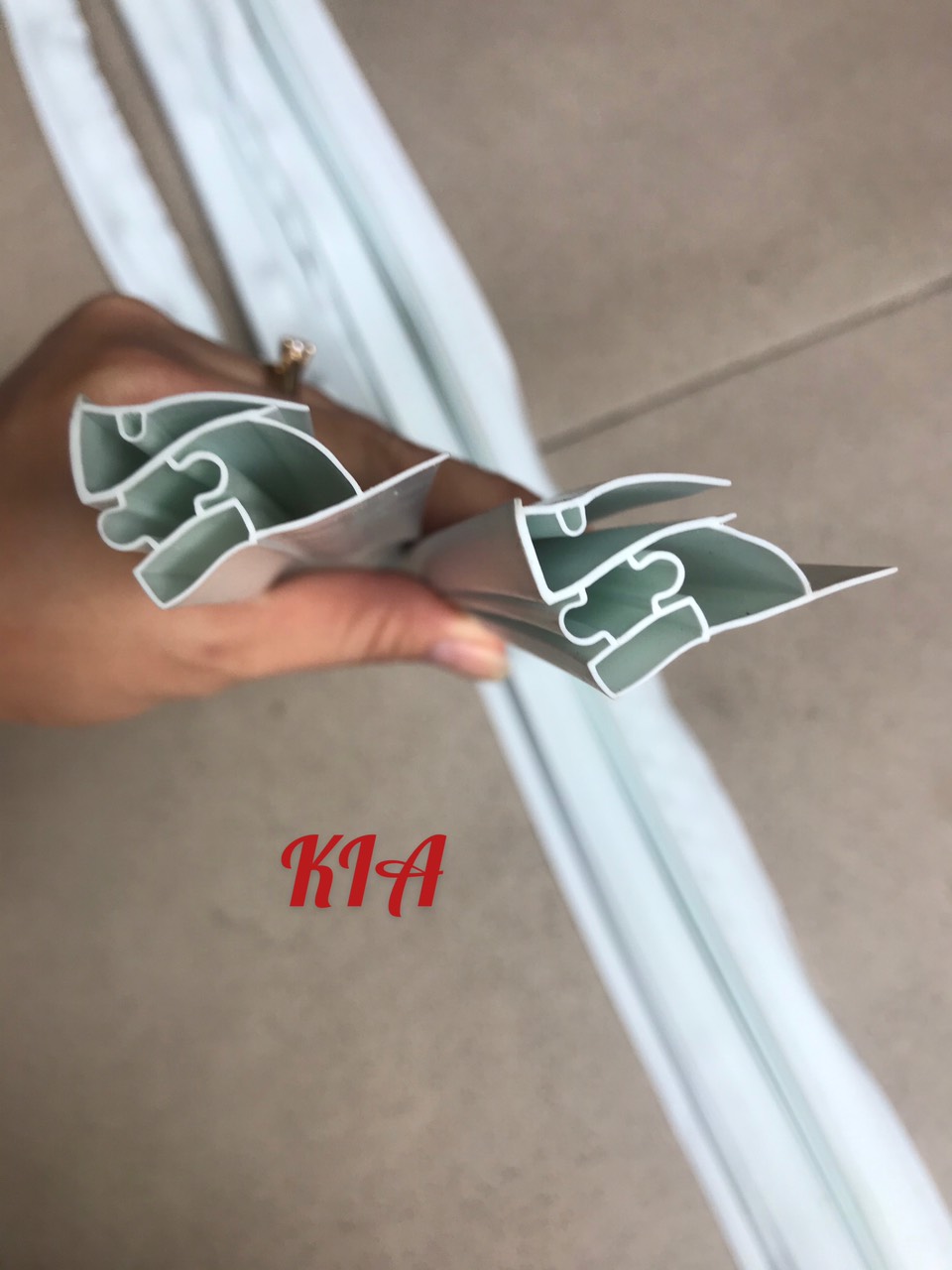 [HCM]Ron tủ lạnh kiểu bắt vít (kèm nam châm) 2m – Gioăng tủ – Zoăng tủ lạnh