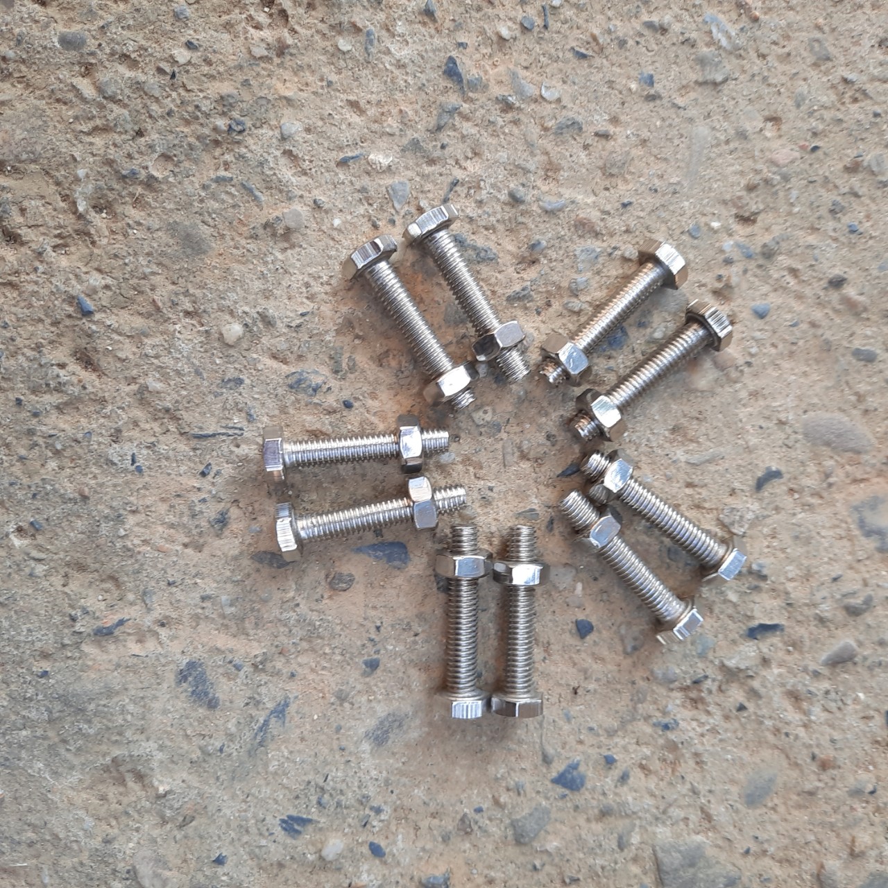 Bộ 10 bu lông inox 8 x60mm