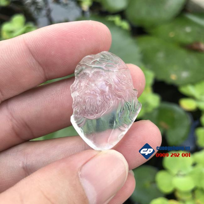 Mặt Đức Chúa Giesu mũ đinh đá thạch anh trắng CP323