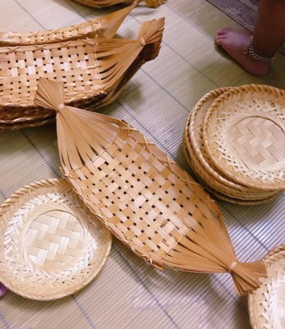 Thuyền tre mây tre đan