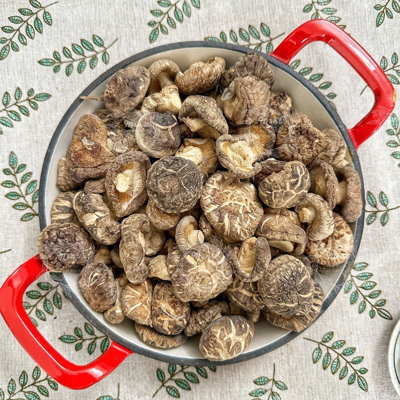 Nấm đông cô khô size 4 phân - túi 100gram