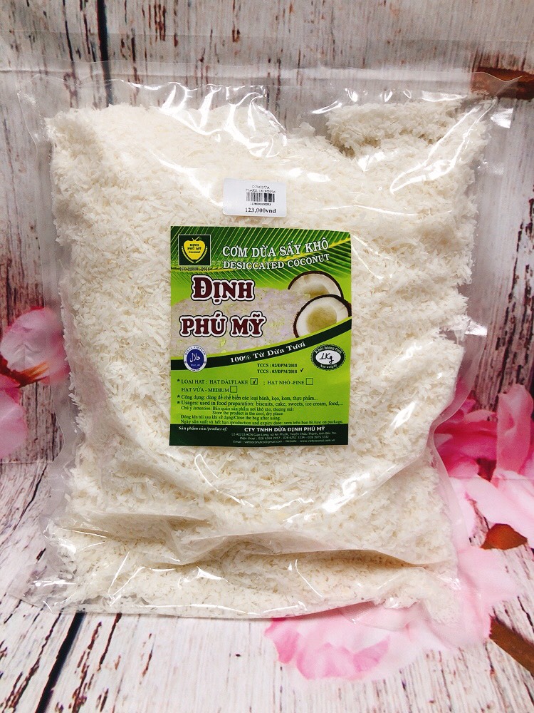 Cơm dừa sợi lớn định phú mỹ 1kg