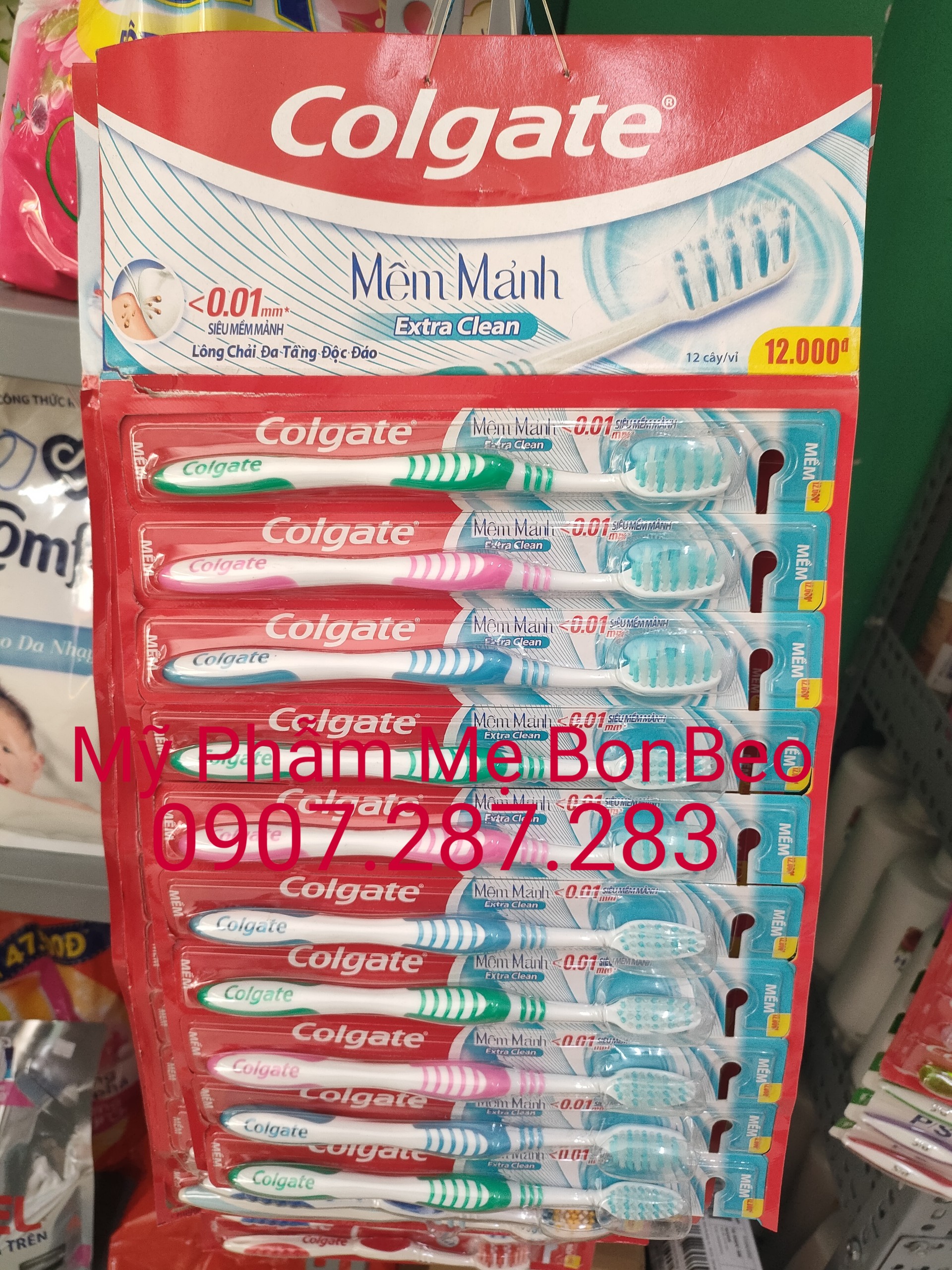 Bàn chải Colgate Mềm Mảnh Extra Clean 0.01mm