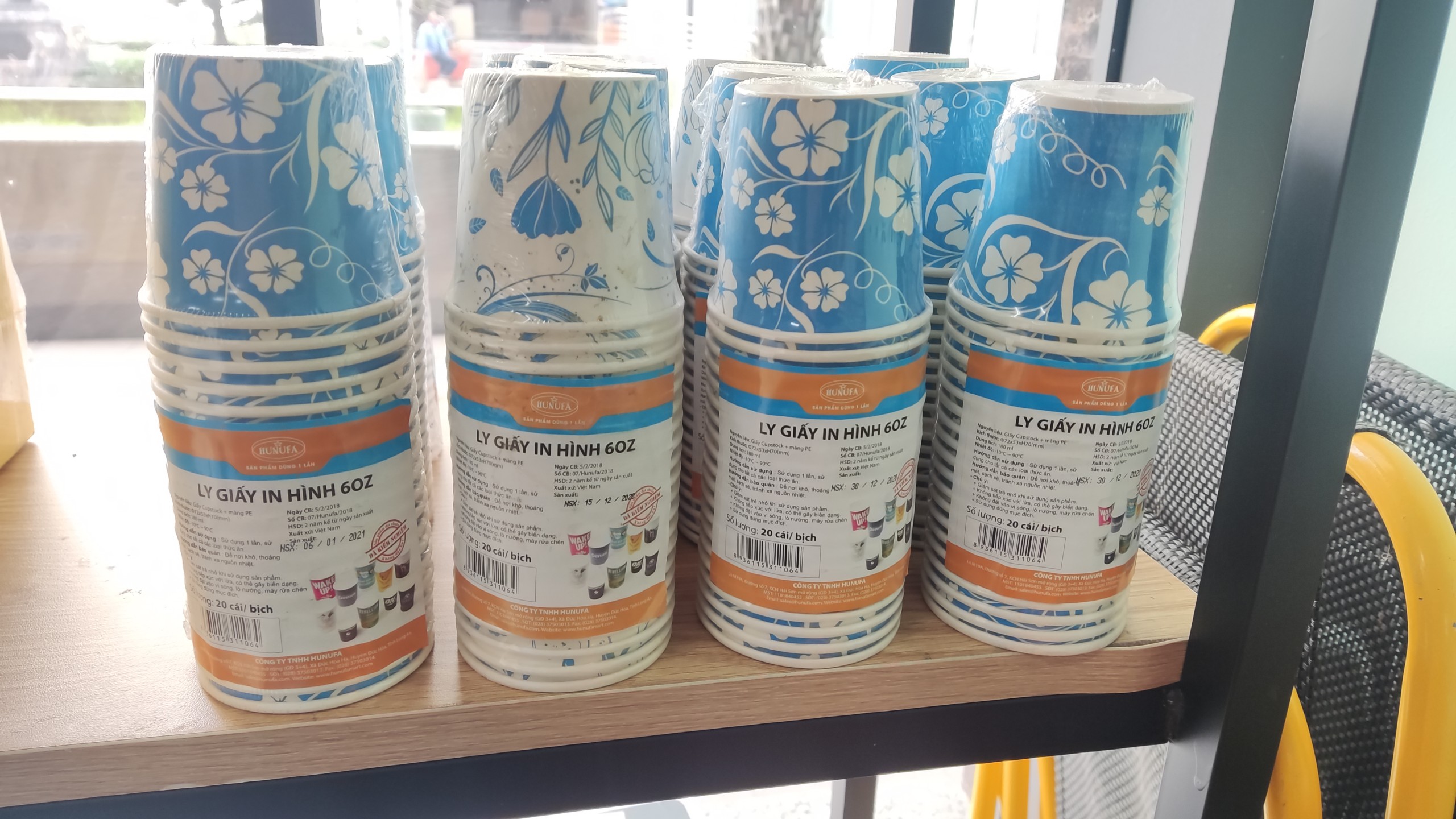 Ly giấy có in hình hoa Hunufa 6oz