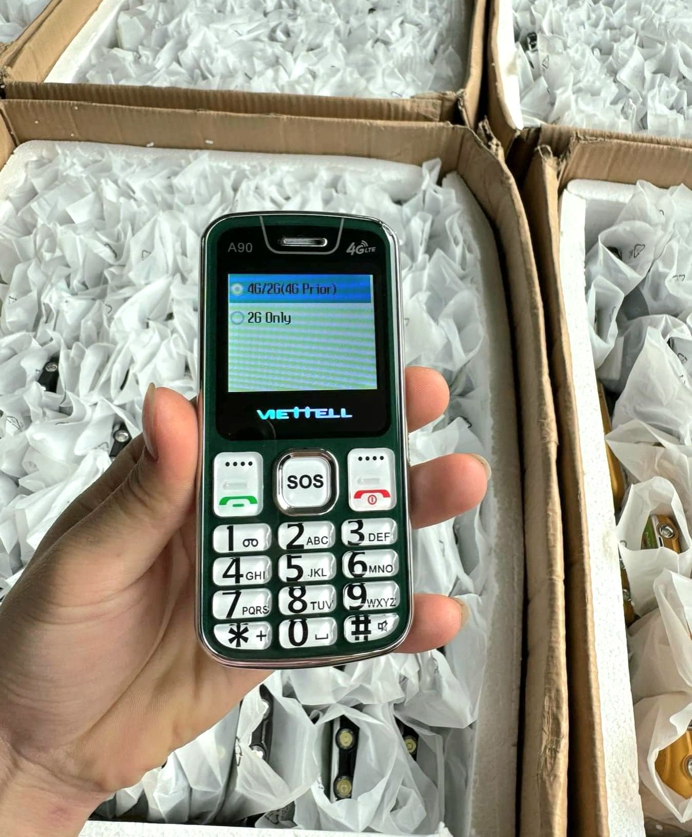 Điện thoại người già good x6 pro và a90 mới nguyên hộp có tặng ốp
