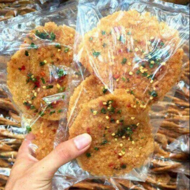 [HCM]10 bịch cơm cháy mắm hành