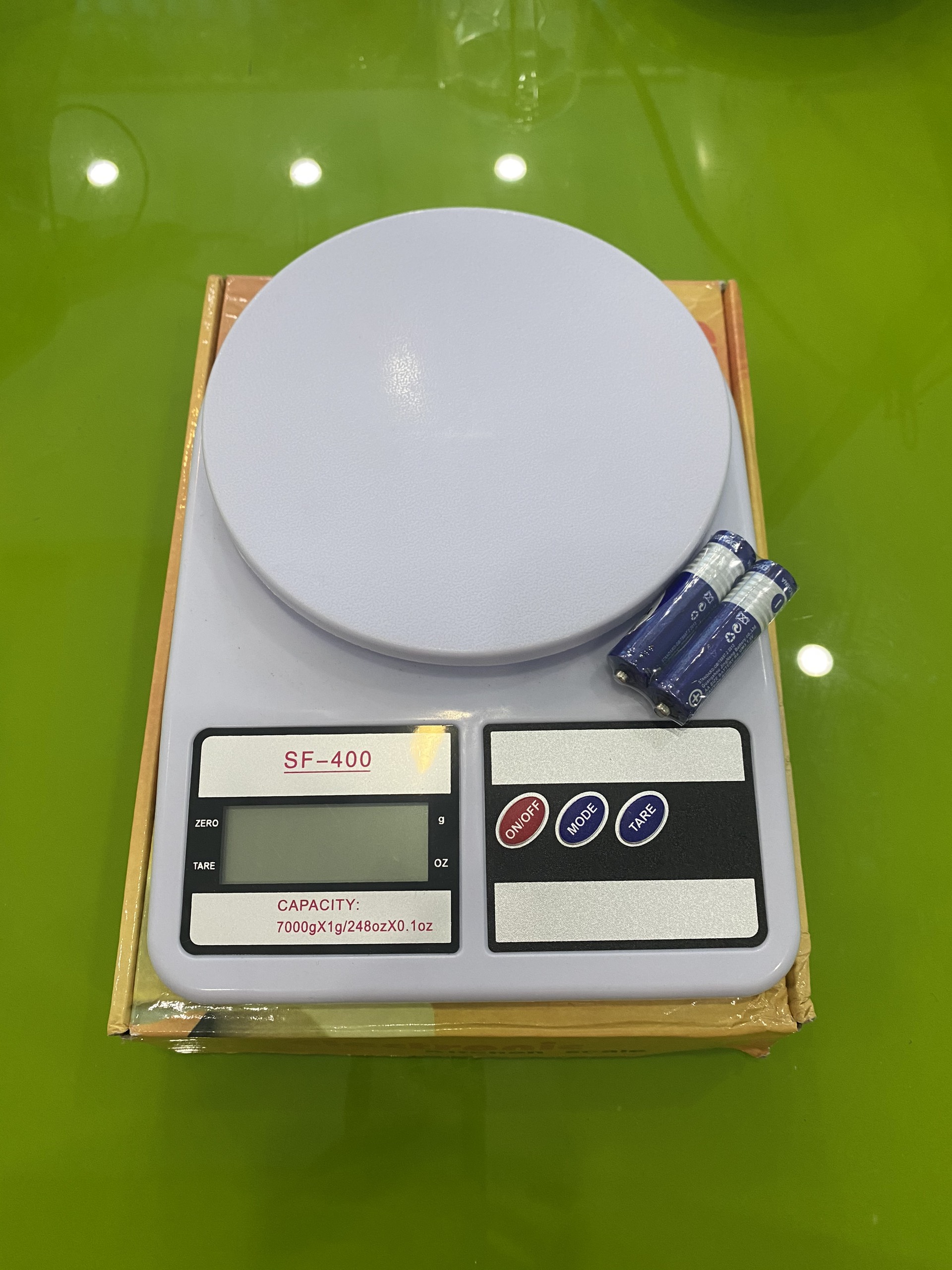 Cân điện tử mini sf-400 kèm pin