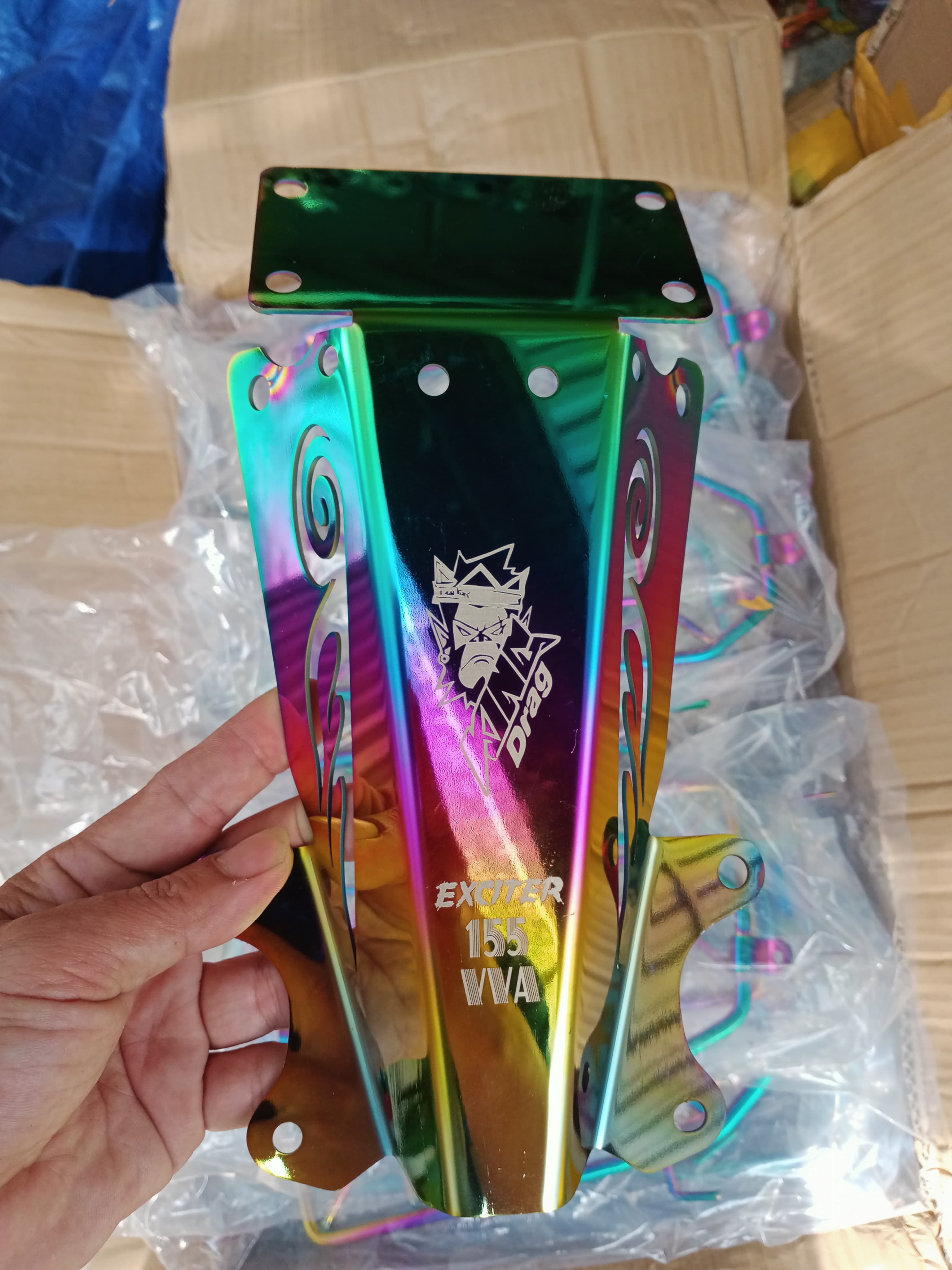 Ôp dè titan king drag lắp xe máy exciter 155.