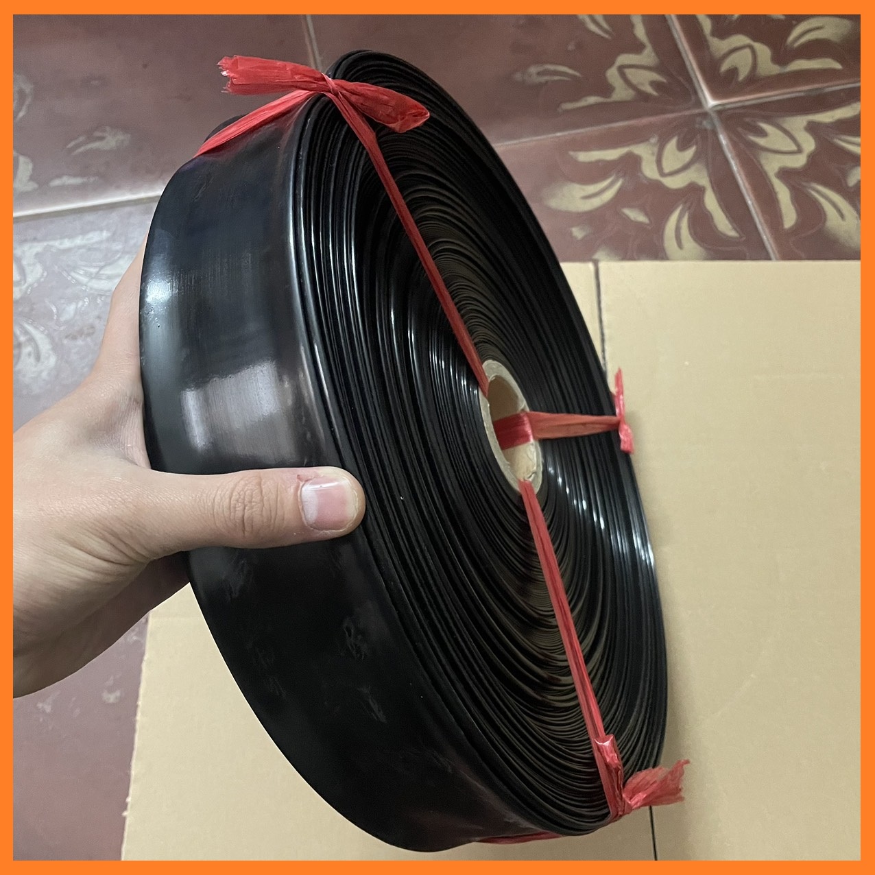 Ống dây dẫn nước không lỗ nhựa pe phi 42 dài 100m