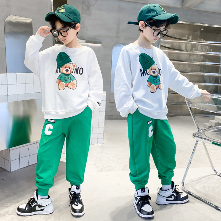 Quần áo bé trai, bộ đồ bé trai thu đông họa tiết chữ moschi cá tính dễ thương cho bé 16-40kg
