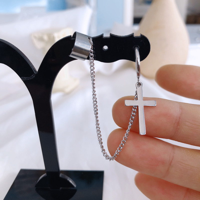 Khuyên tai nam xỏ lỗ kẹp vành tai