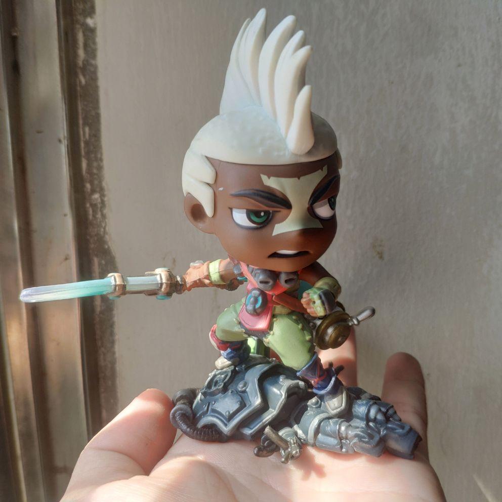 mô hình chibi Ekko liên minh huyền thoại LEAGUE OF LEGENDS lol