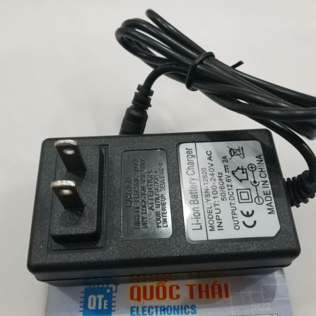 Adapter 12,6v/ 2a sạc khối pin 3s