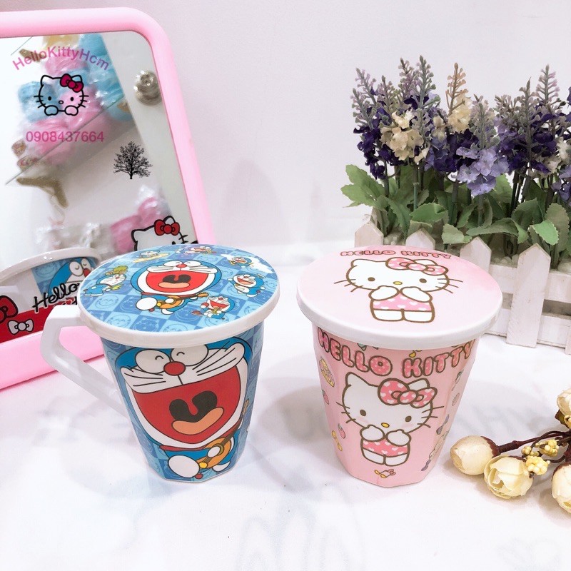 Ly Quai 255Ml Có Nắp Hellokitty Doreamon