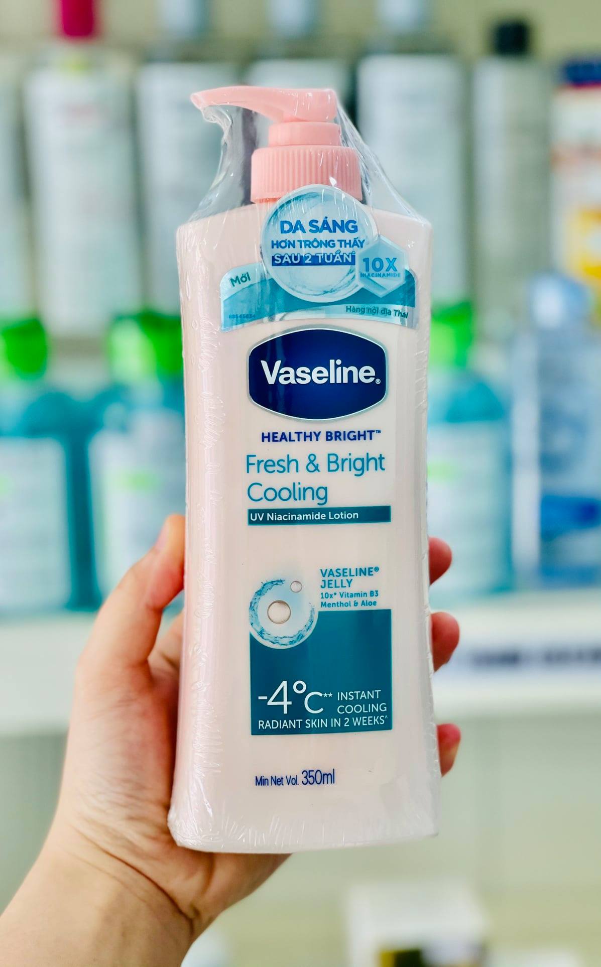 Sữa dưỡng thể vaseline fresh & bright cooling -4c 350ml