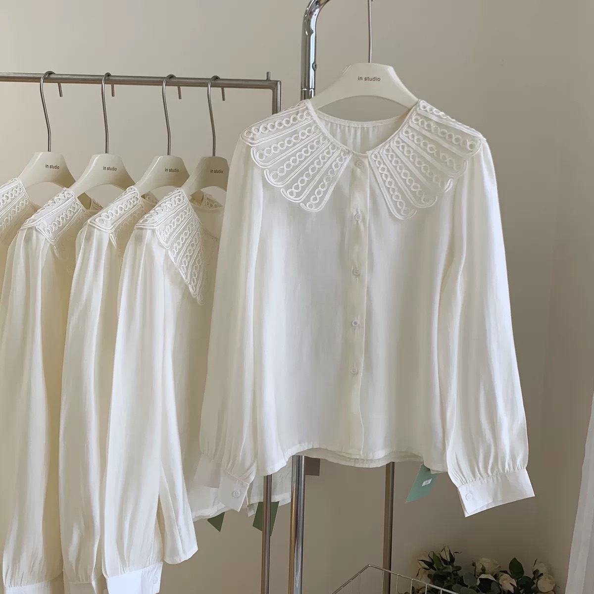 Áo sơ mi trắng cổ ren thắt nơ - 247StoreFashion - Smdieu193