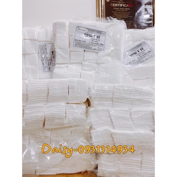 Bông gòn cắt sẵn Bảo Thạch 6x6cm