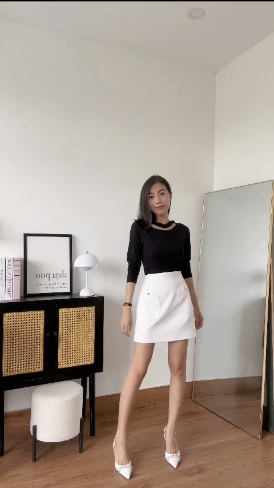Áo tay dài cổ cách điệu - yv le & co