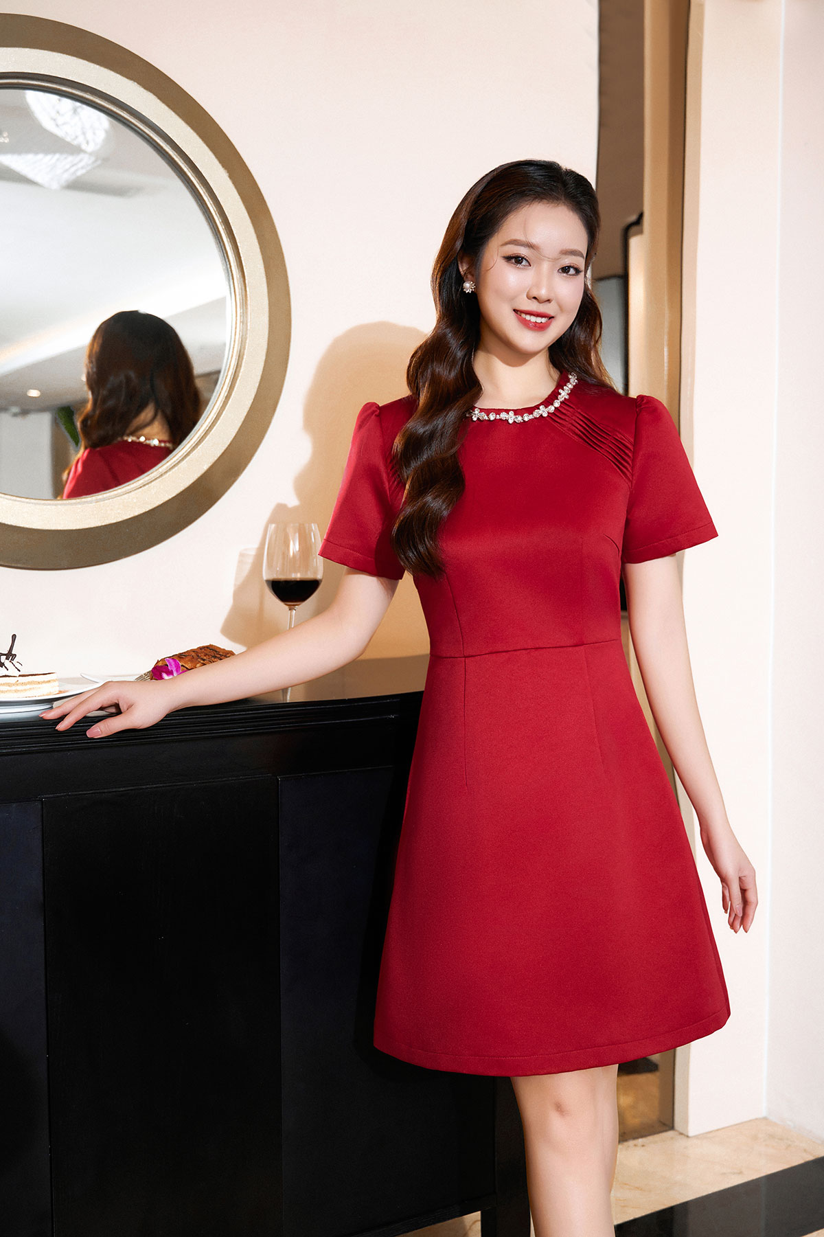 Đầm dạ hội dáng a cổ đính đá lamer s63r23q069