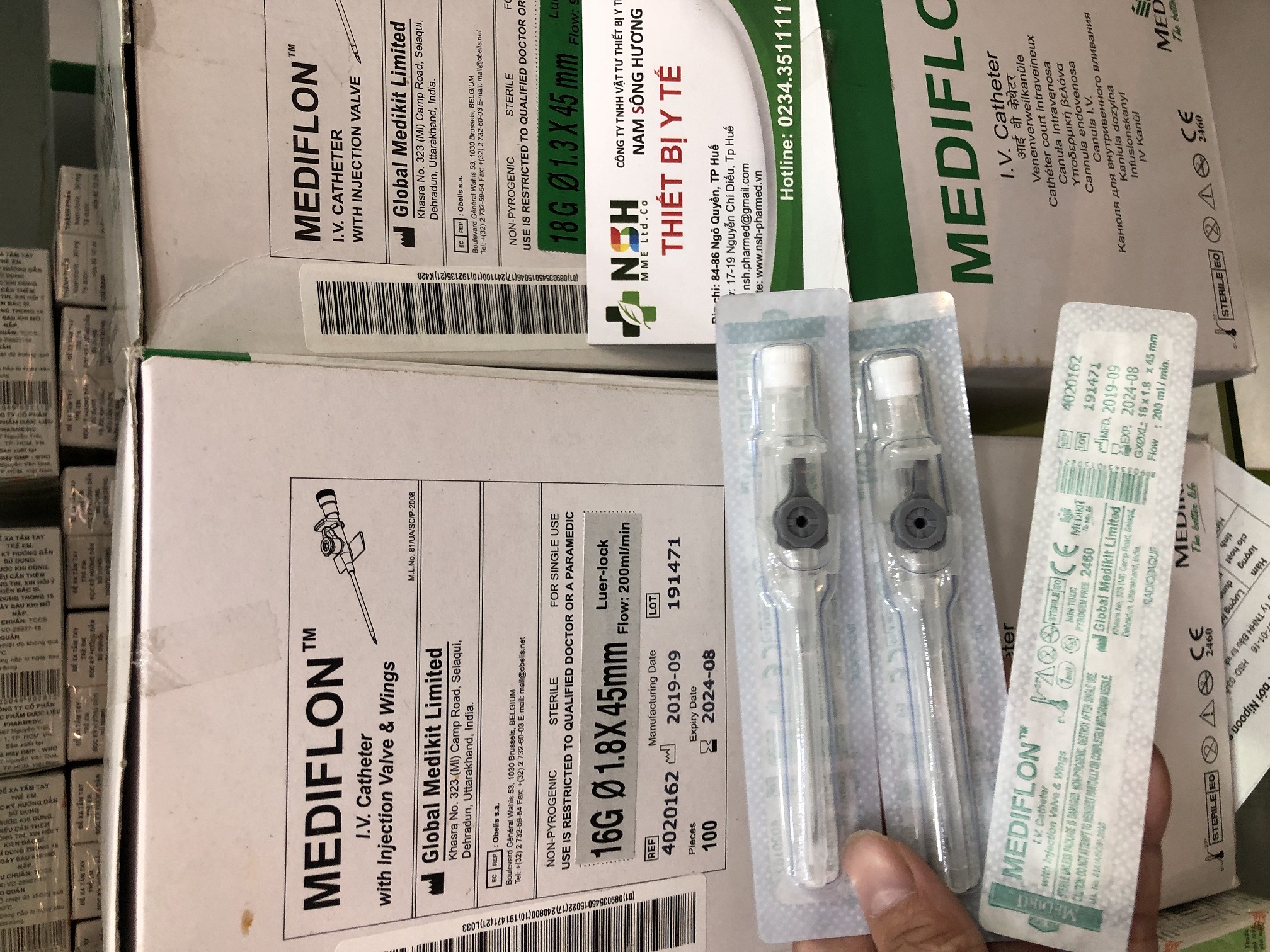 BỘ 100 CÂY KIM LUỒN TĨNH MẠCH KIM CATHETER TIÊM TRUYỀN TĨNH MẠCH MEDIKIT CỦA MEDIFLON ẤN ĐỘ ĐỦ SIZE 16g