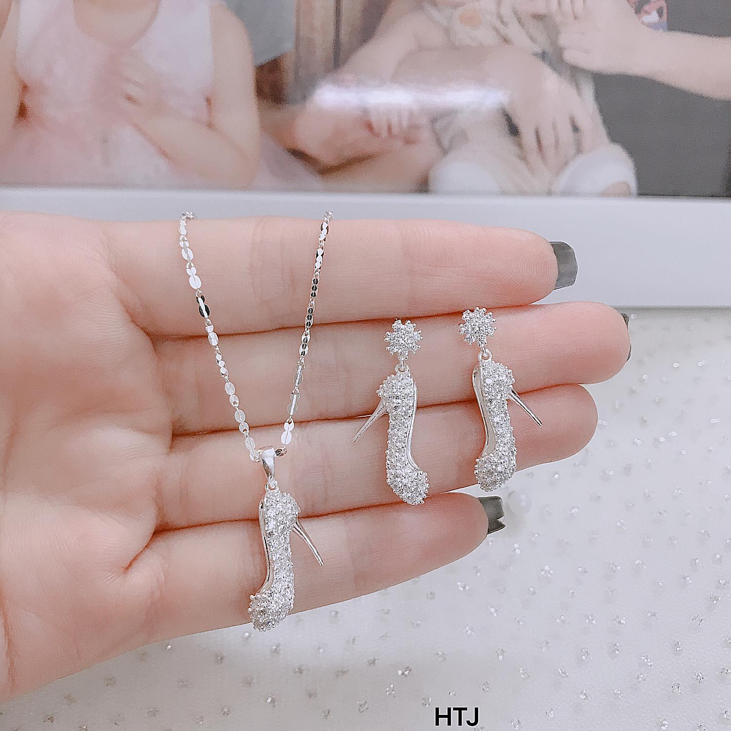 Bộ trang sức bạc hình guốc MS179