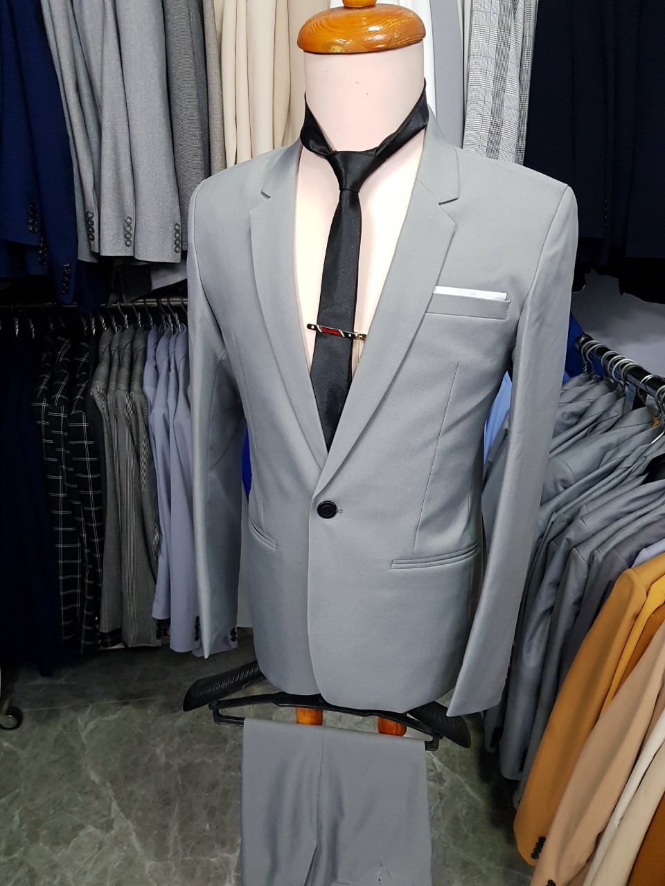 Điểm qua những ưu điểm nổi bật của áo vest body nam Hàn Quốc