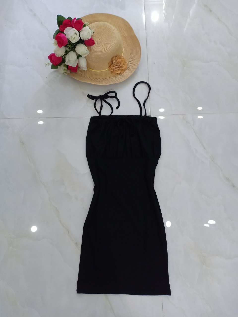 Đầm ôm body 2 dây trẻ trung