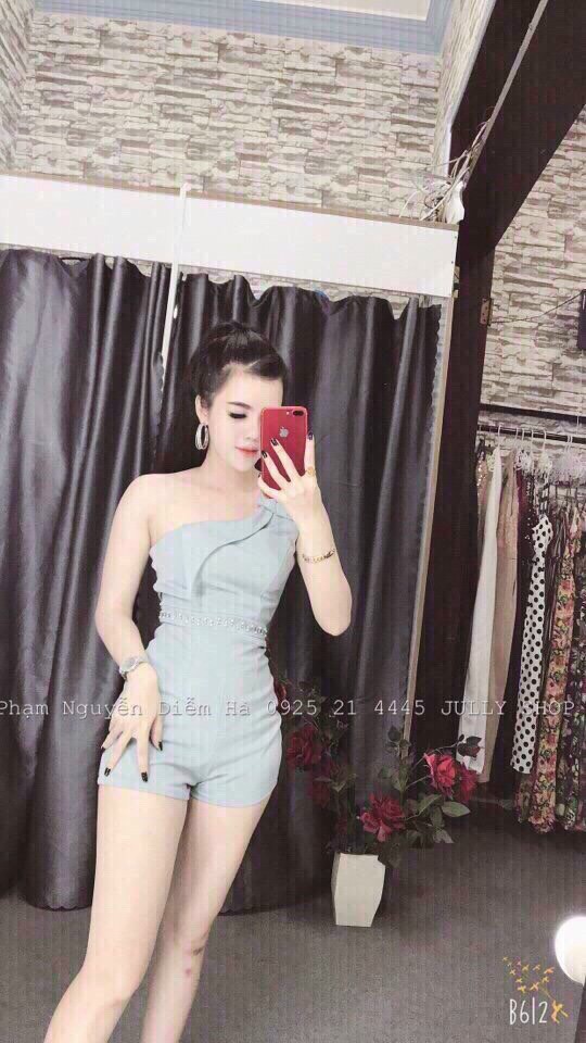 Jum đùi nữ lệch vai đính cườm eo