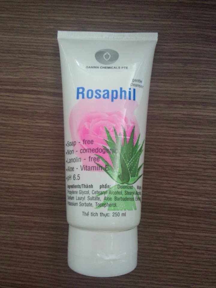 Sữa rửa mặt dưỡng da rosaphil 250 ml