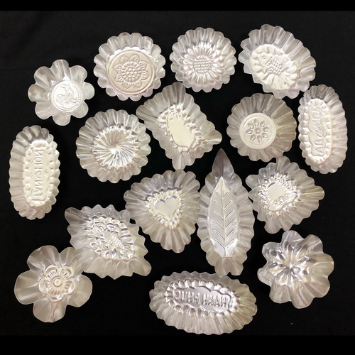 BỘ KHUÔN BÁNH BÒ - SƯƠNG SA  NHÔM 24 MÓN