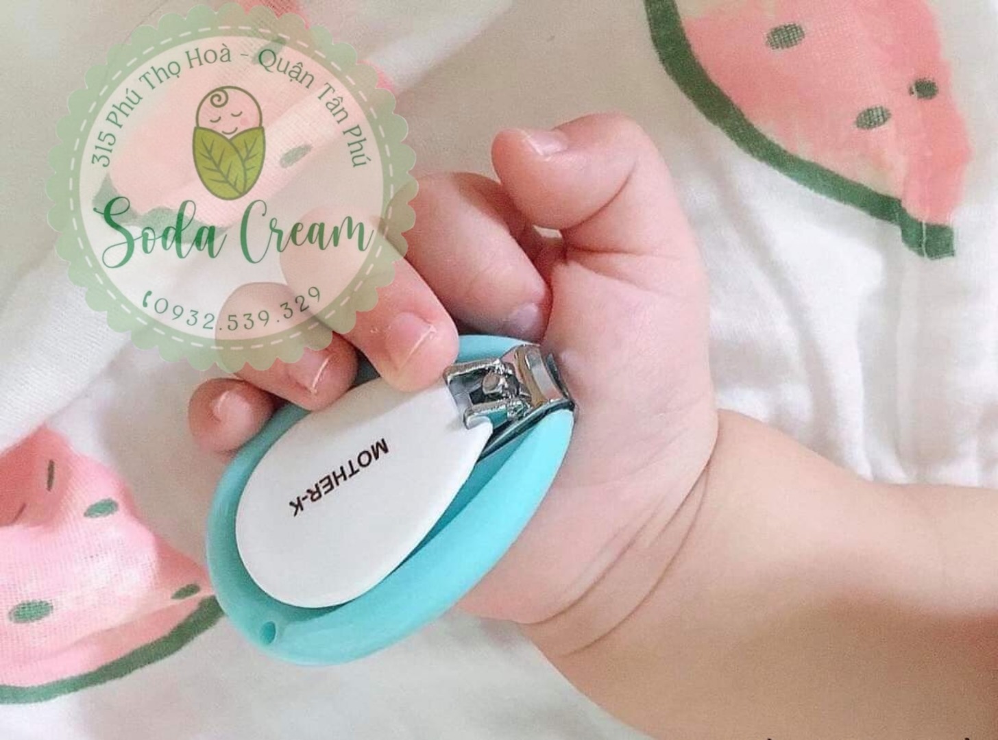 Bấm móng Mother K cho bé từ sơ sinh