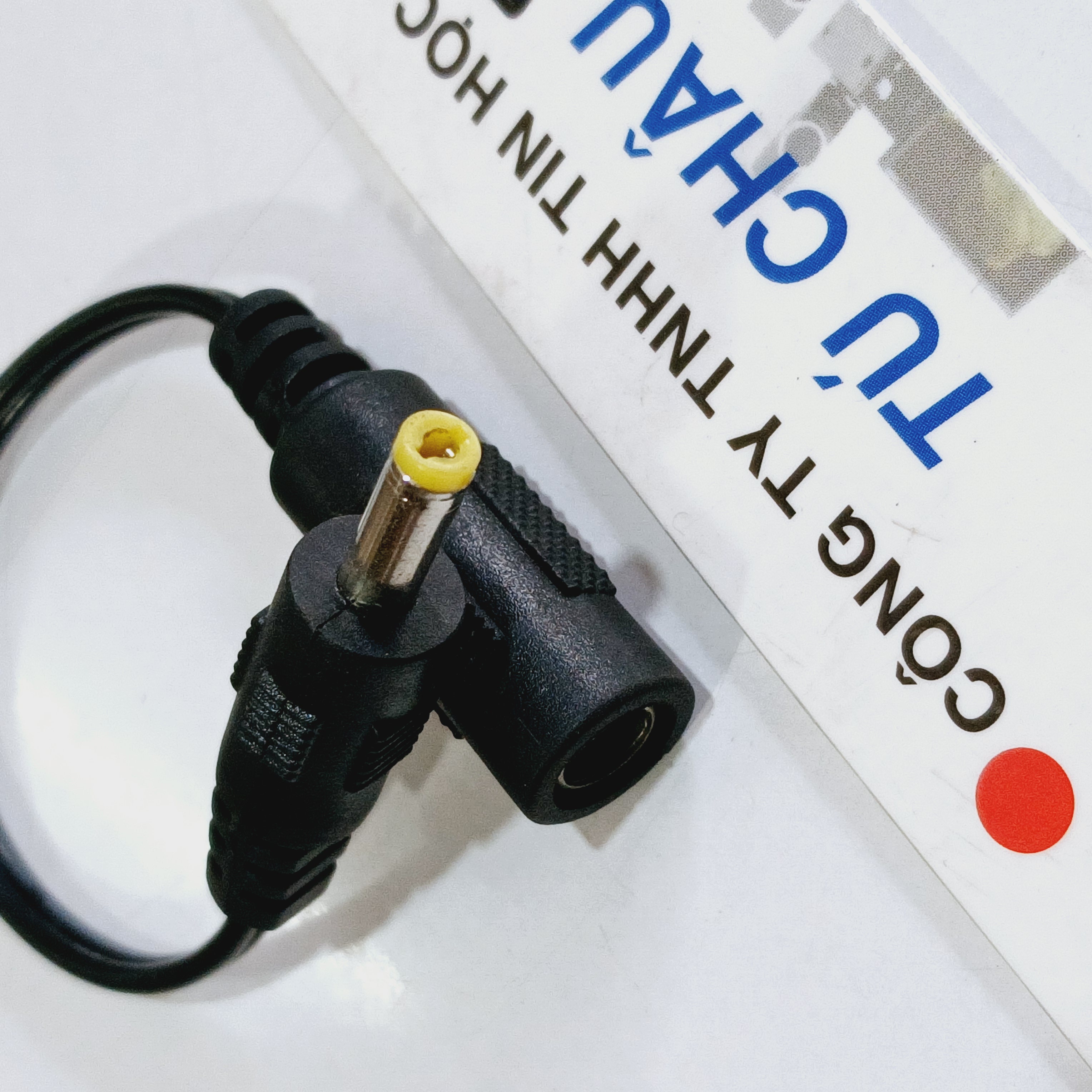 Cáp nguồn DC ra đầu