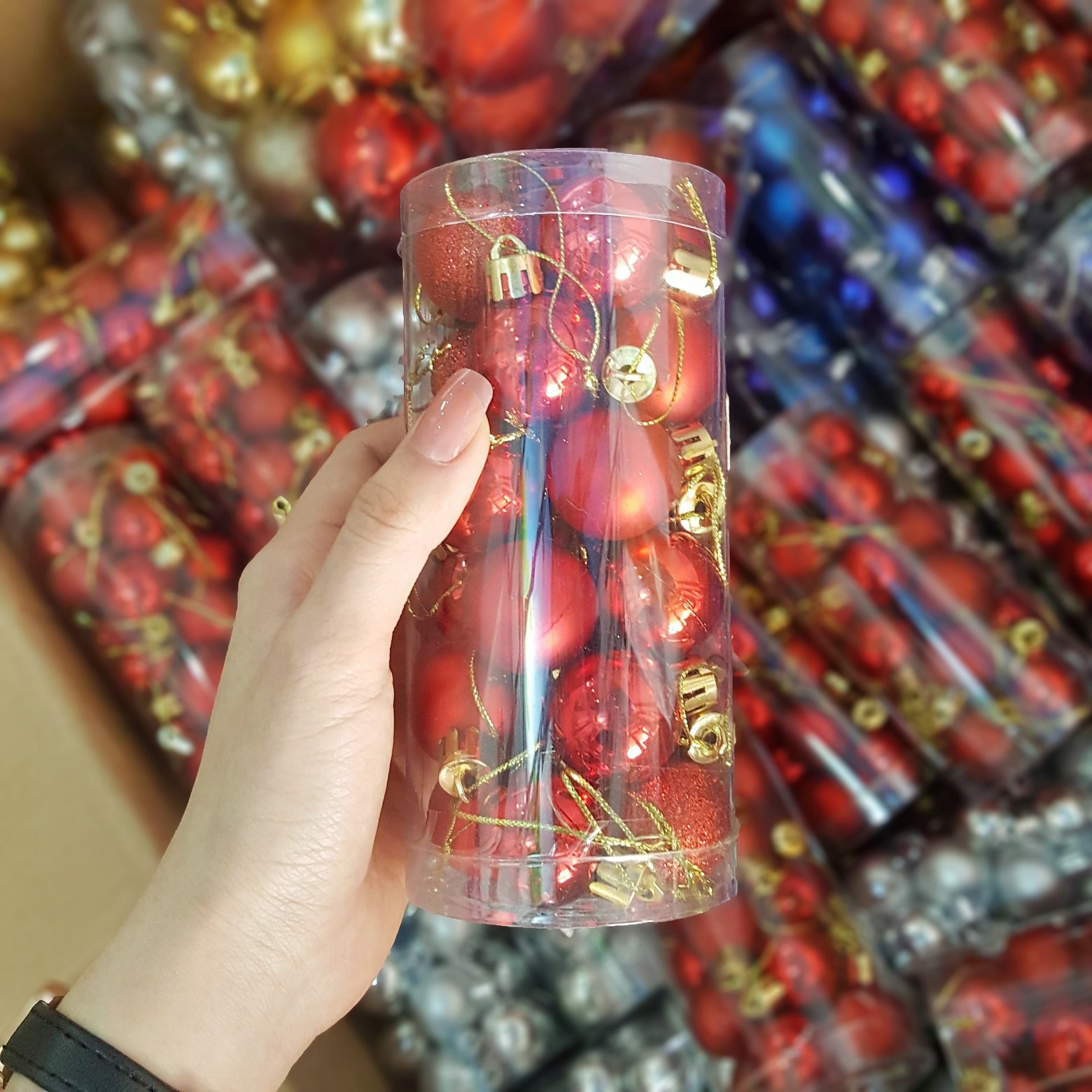 Hộp 24 quả châu trang trí cây thông Noel 3cm, 4cm 3 loại châu bóng châu mờ châu kim tuyến - Trái châu và biểu tượng giáng sinh